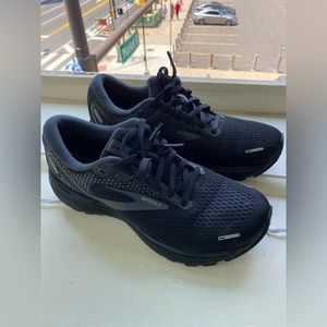Brooks Ghost 14 Running Shoe